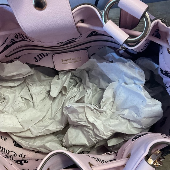 Juicy Couture Black and Pink Tote Set - Picture 4 of 13